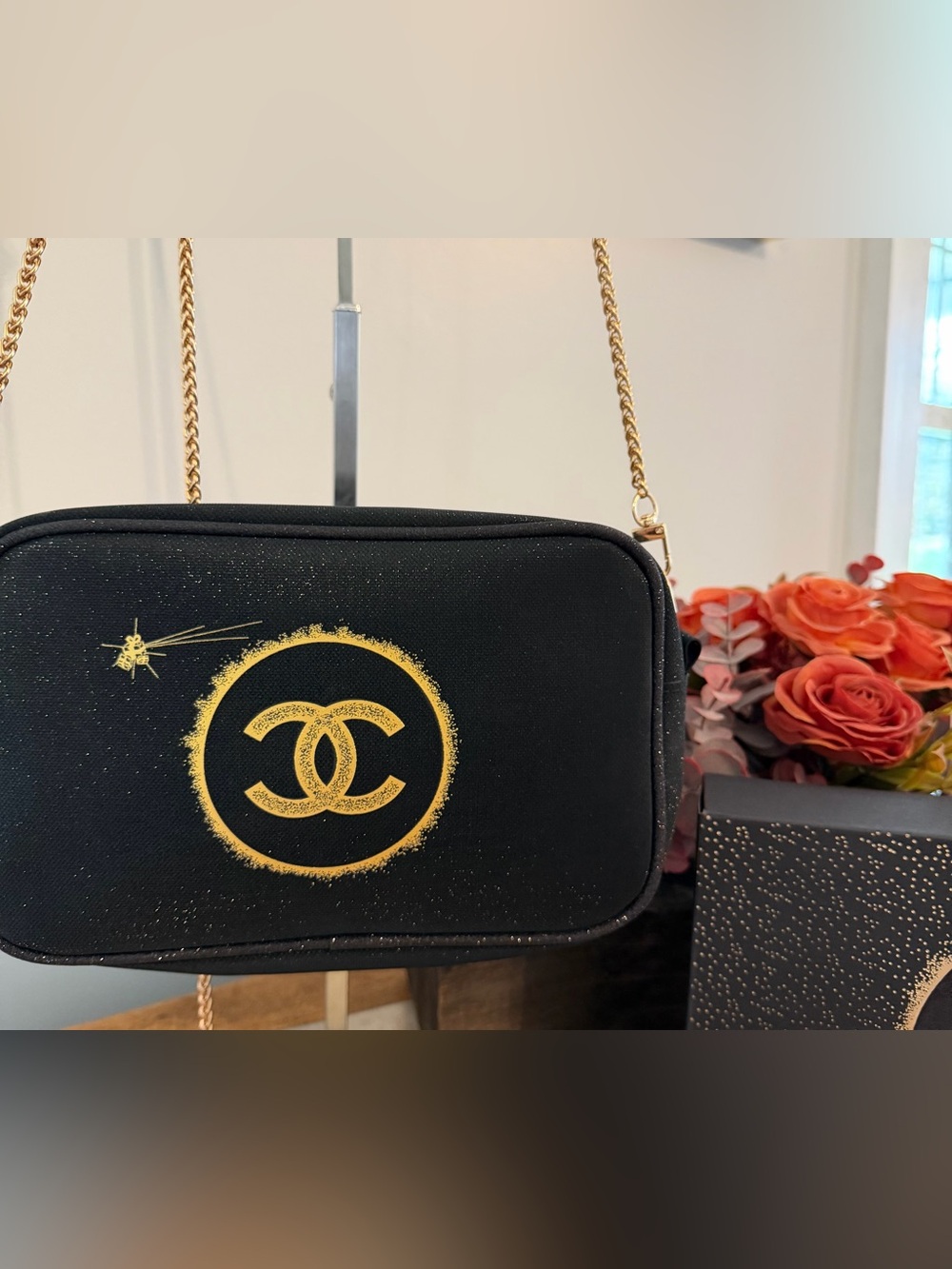 Chanel Beauty Cosmetic Bag GWP VIP item nwot - Picture 4 of 6